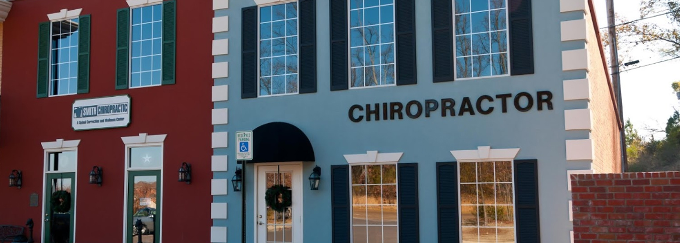 Chiropractor in Cordova Smith Chiropractic Clinic
